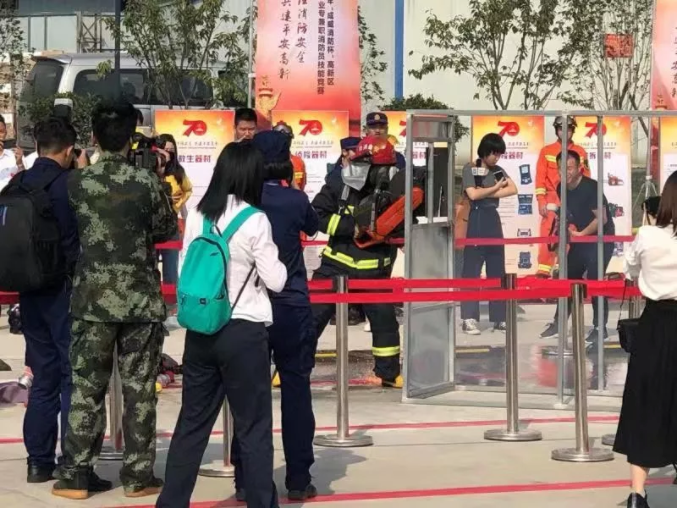 1570763385760573.png image.png